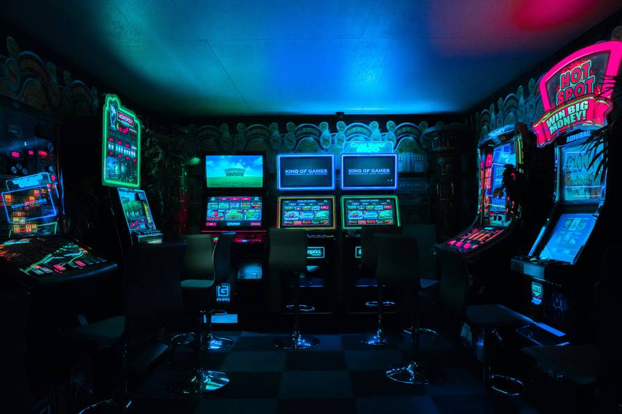 A Big Candy Casino: Slot Machines Overview